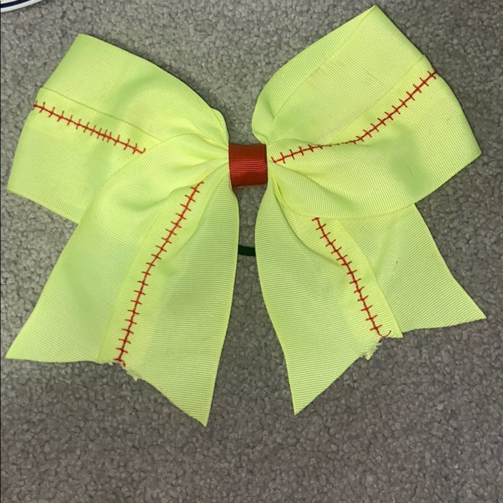 softball bow